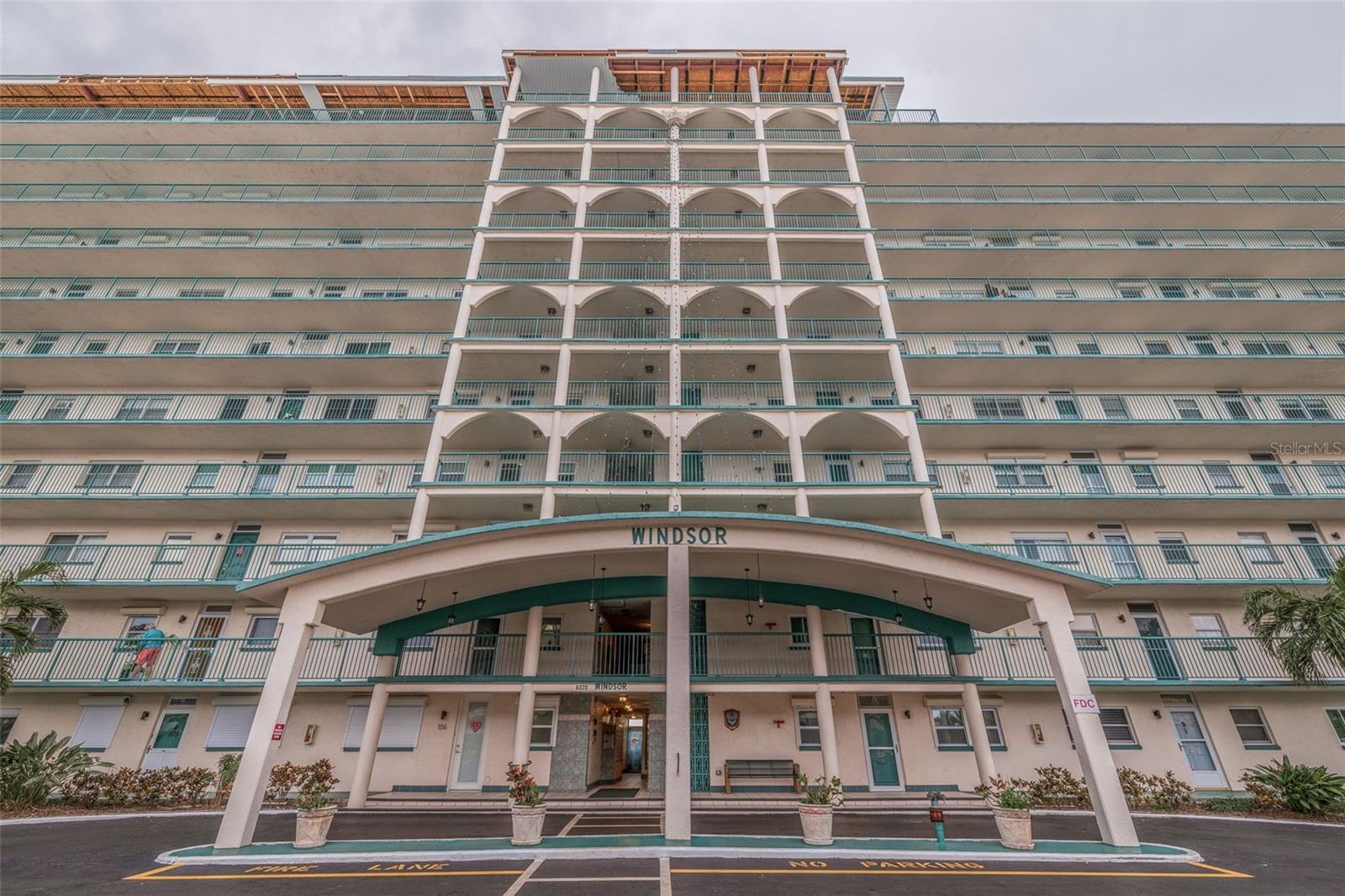 6020 SHORE BLVD S #411, GULFPORT, FL, 33707