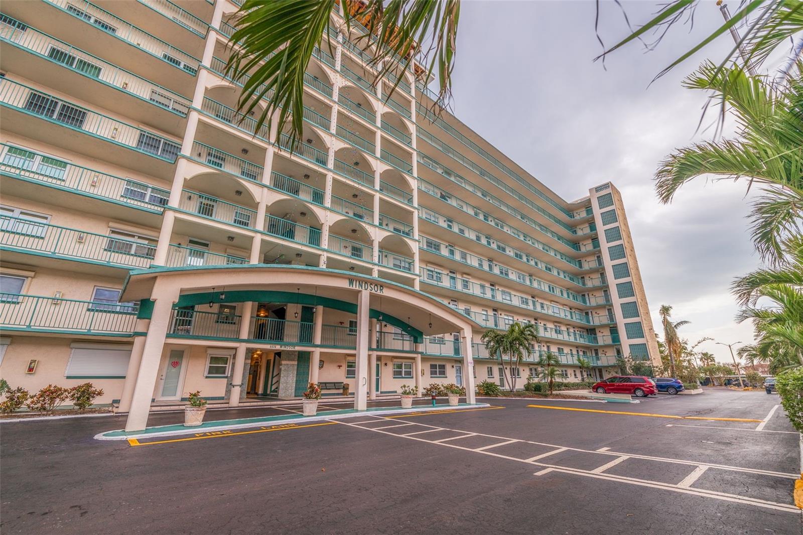 6020 SHORE BLVD S #411, GULFPORT, FL, 33707