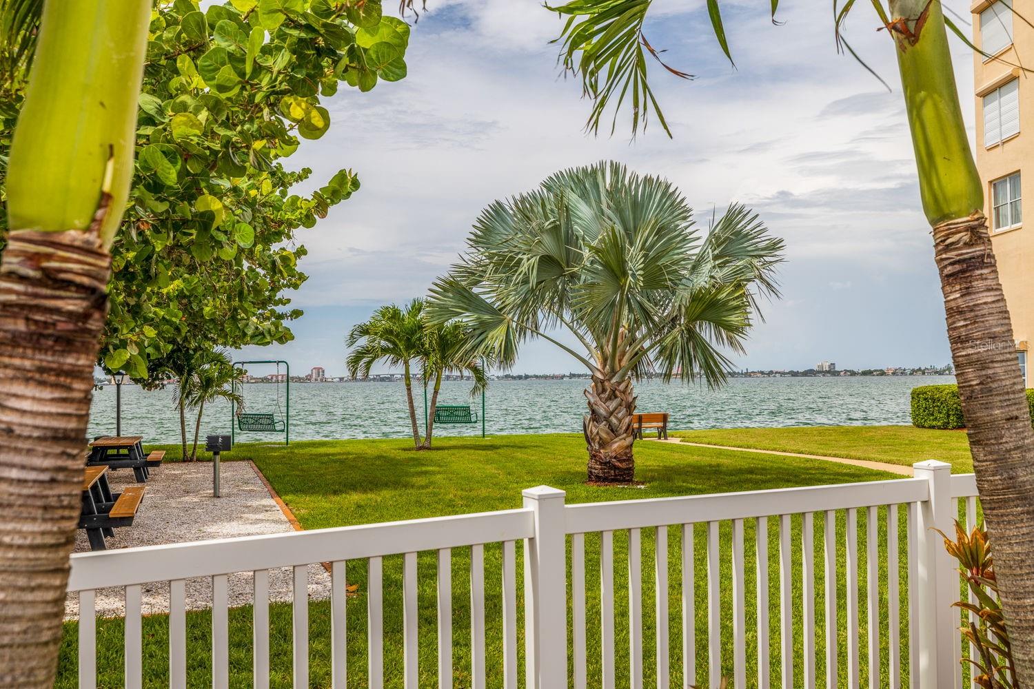 6020 SHORE BLVD S #411, GULFPORT, FL, 33707