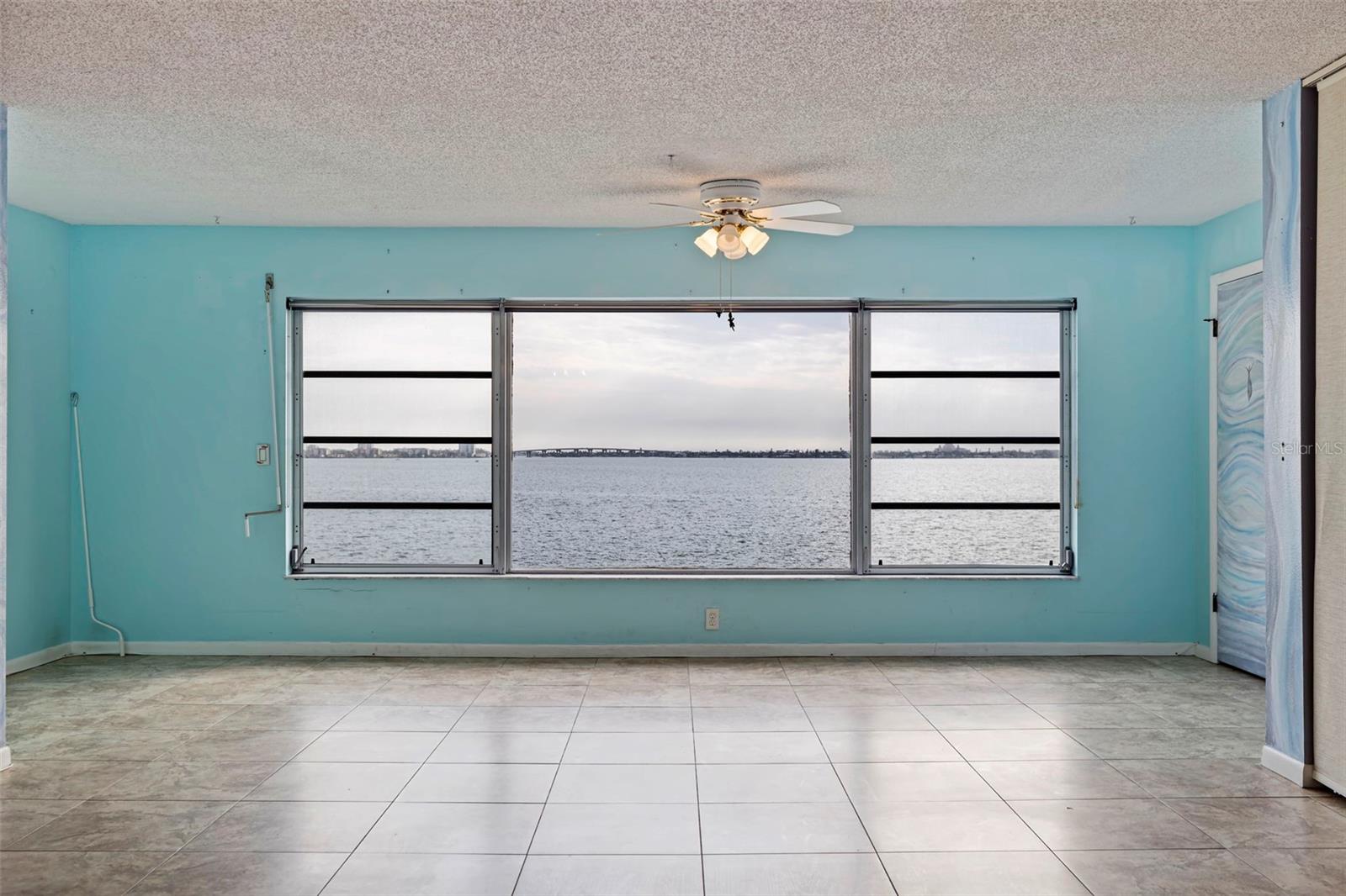 6020 SHORE BLVD S #411, GULFPORT, FL, 33707
