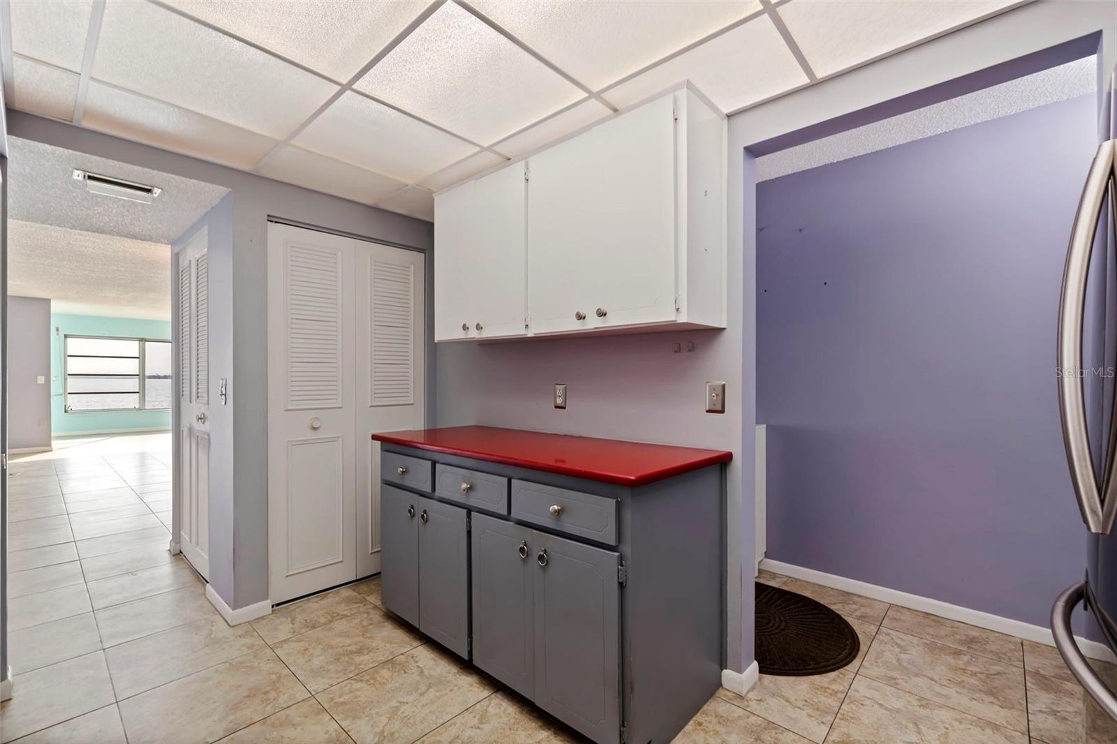 6020 SHORE BLVD S #411, GULFPORT, FL, 33707