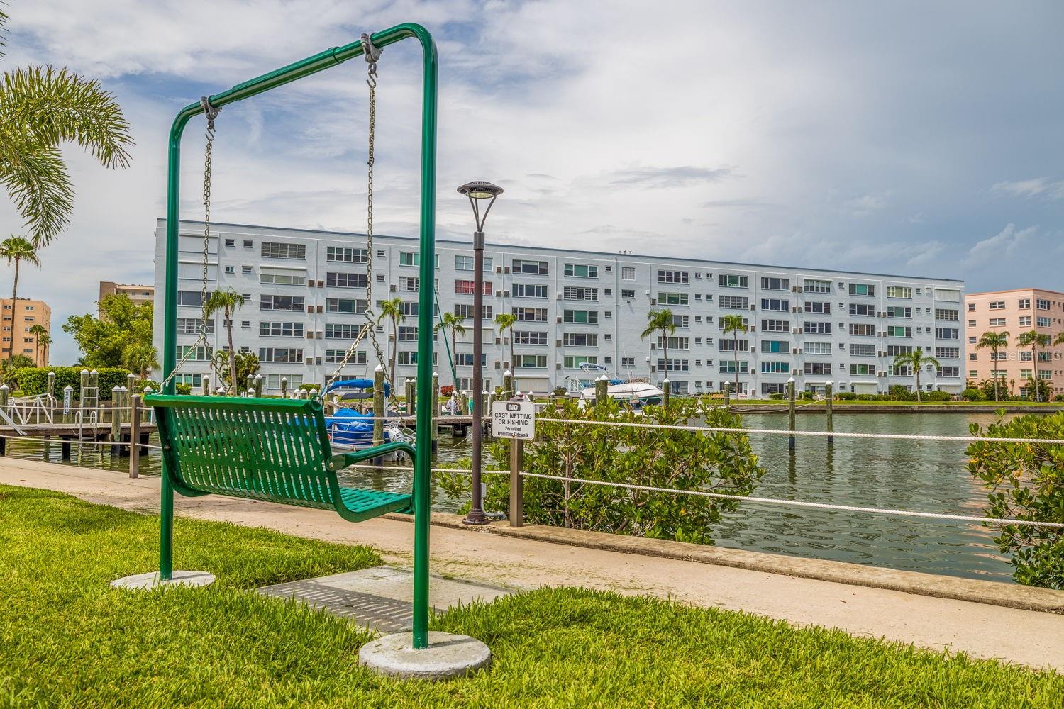 6020 SHORE BLVD S #411, GULFPORT, FL, 33707