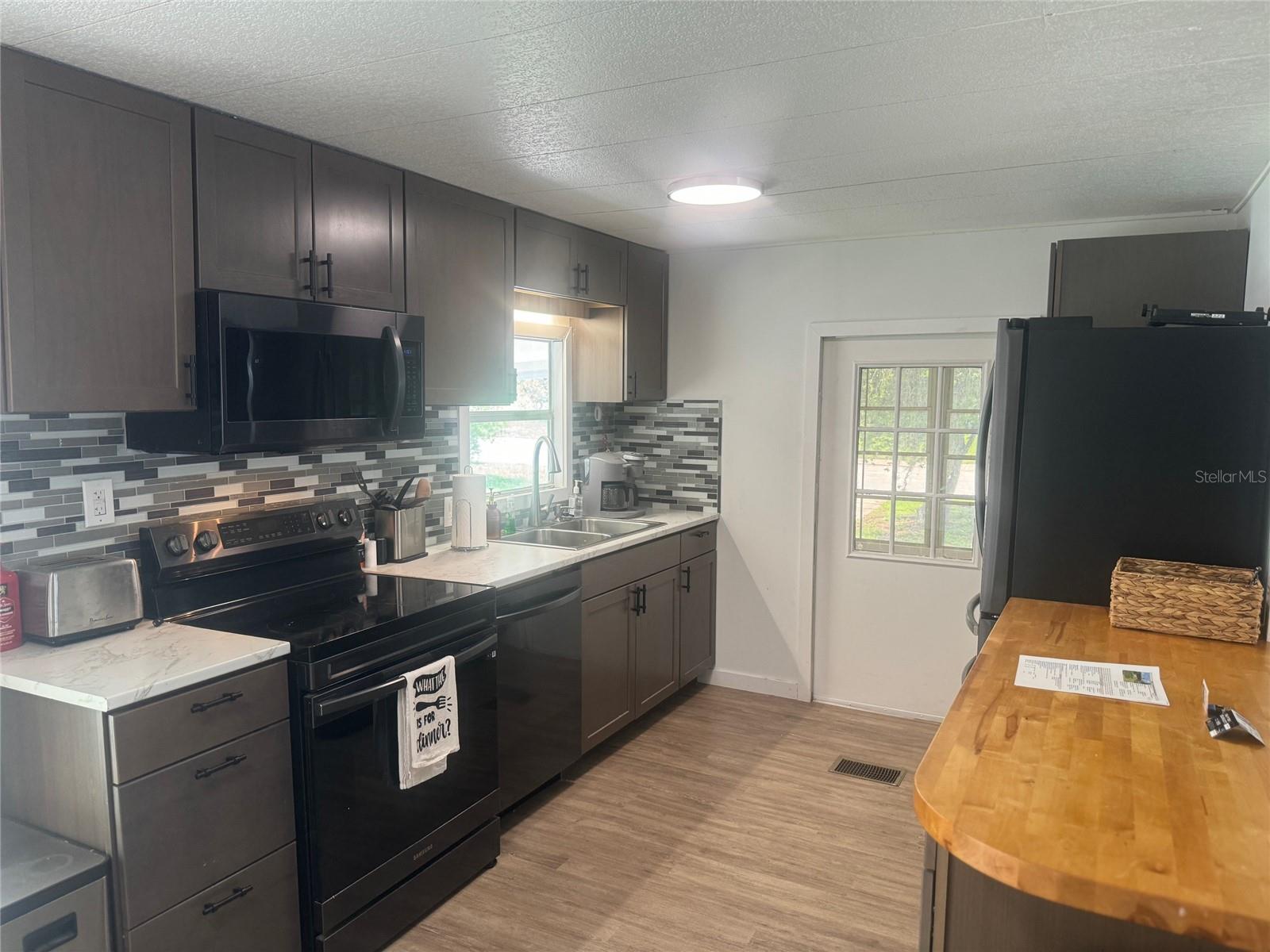 4211 WINDY WAY, FRUITLAND PARK, FL, 34731