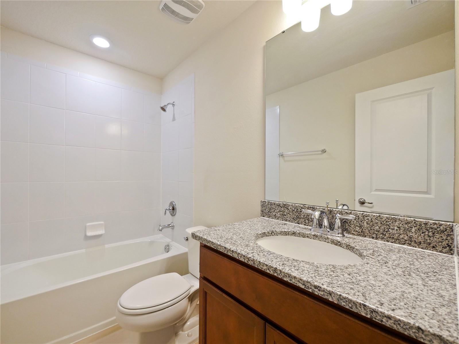 5650 WOODEN PINE DR, ORLANDO, FL, 32829
