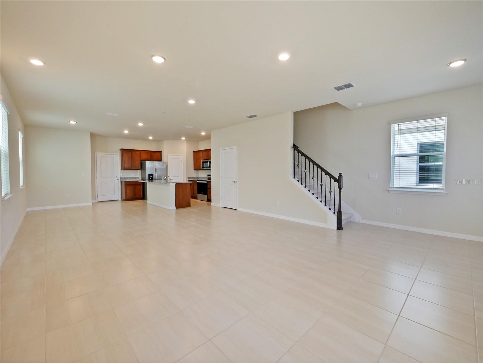 5650 WOODEN PINE DR, ORLANDO, FL, 32829