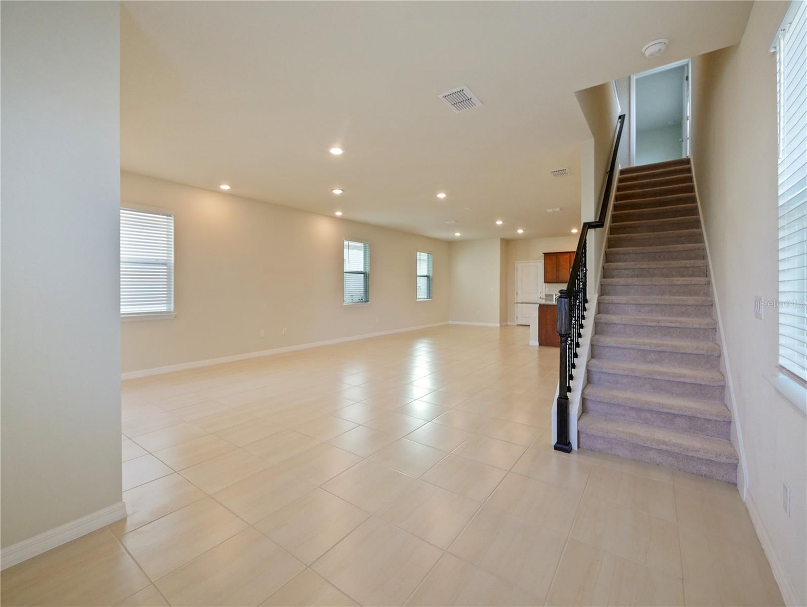 5650 WOODEN PINE DR, ORLANDO, FL, 32829
