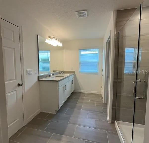 142 TINY FLOWER RD, DAVENPORT, FL, 33837