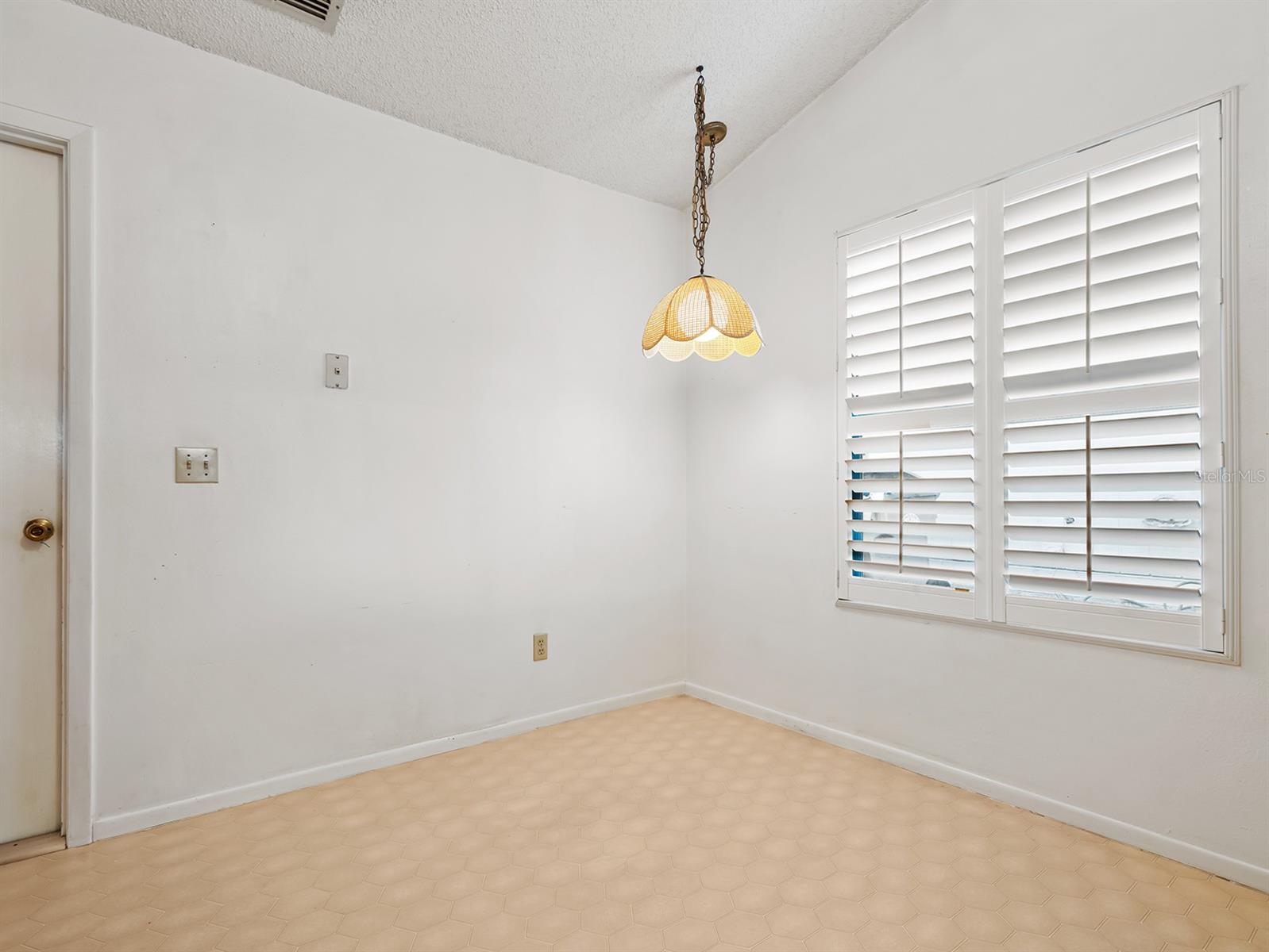 1360 CHERRYBARK RD, APOPKA, FL, 32703