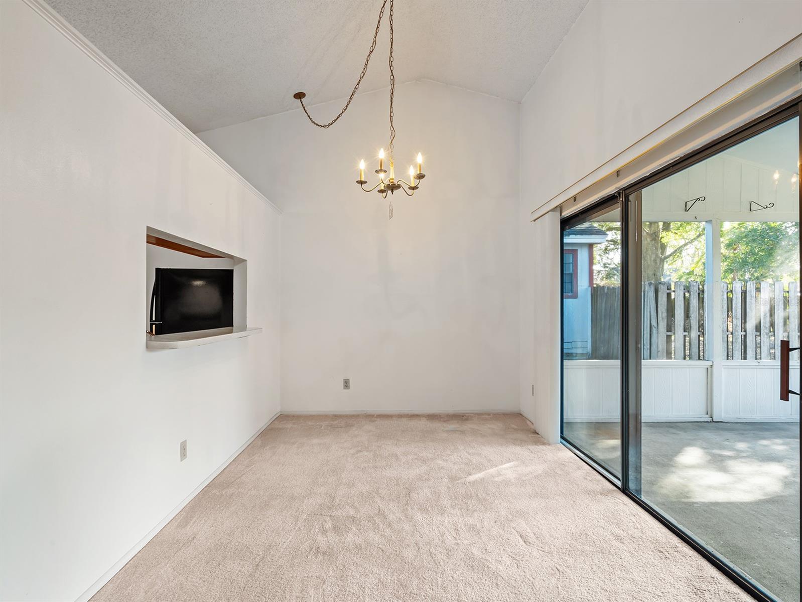1360 CHERRYBARK RD, APOPKA, FL, 32703