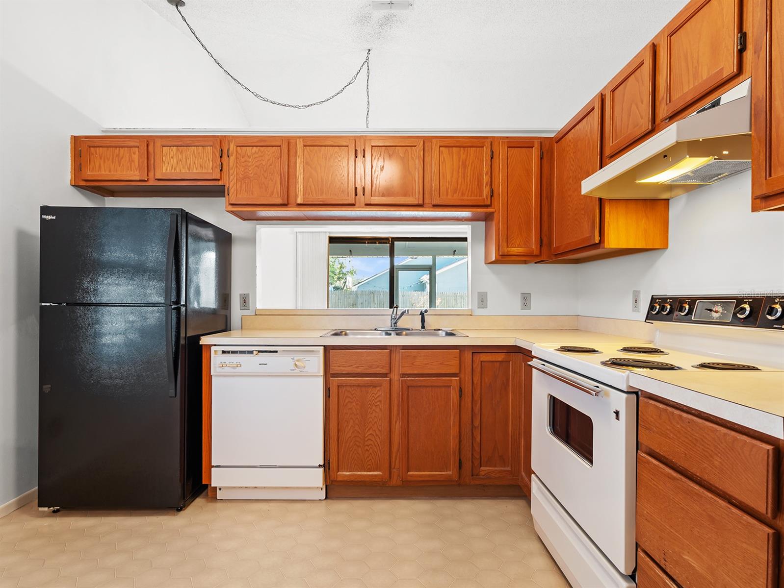 1360 CHERRYBARK RD, APOPKA, FL, 32703