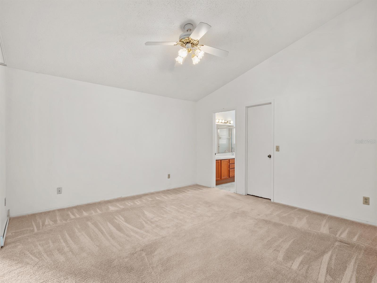 1360 CHERRYBARK RD, APOPKA, FL, 32703