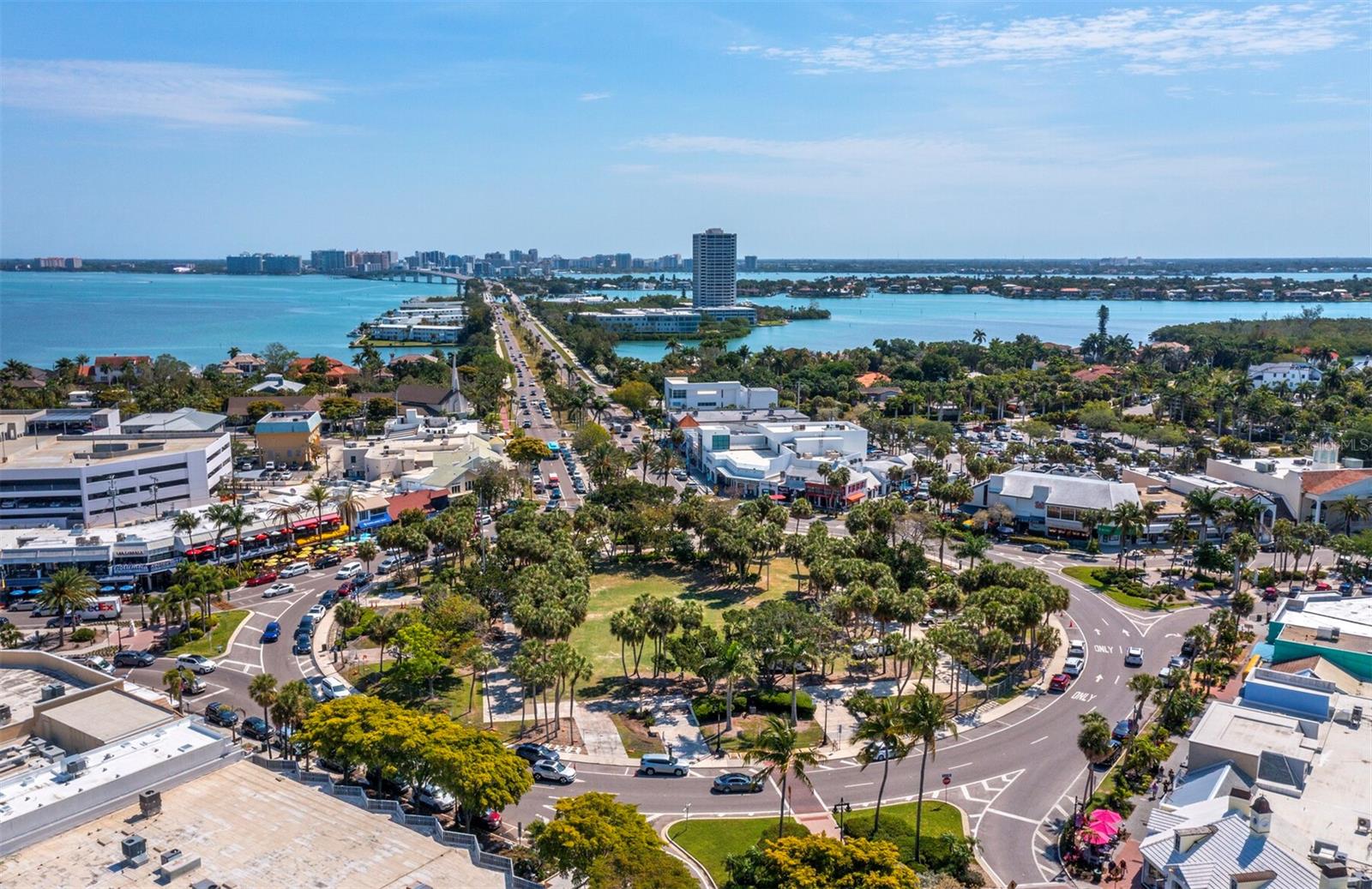 475 BENJAMIN FRANKLIN DR #215, SARASOTA, FL, 34236