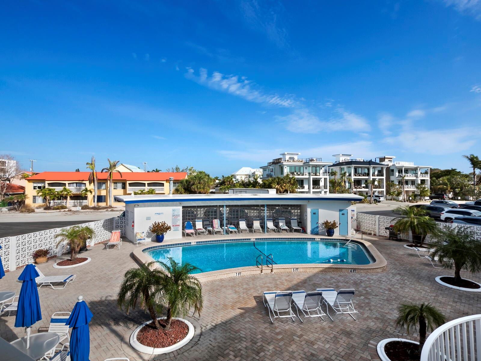 475 BENJAMIN FRANKLIN DR #215, SARASOTA, FL, 34236