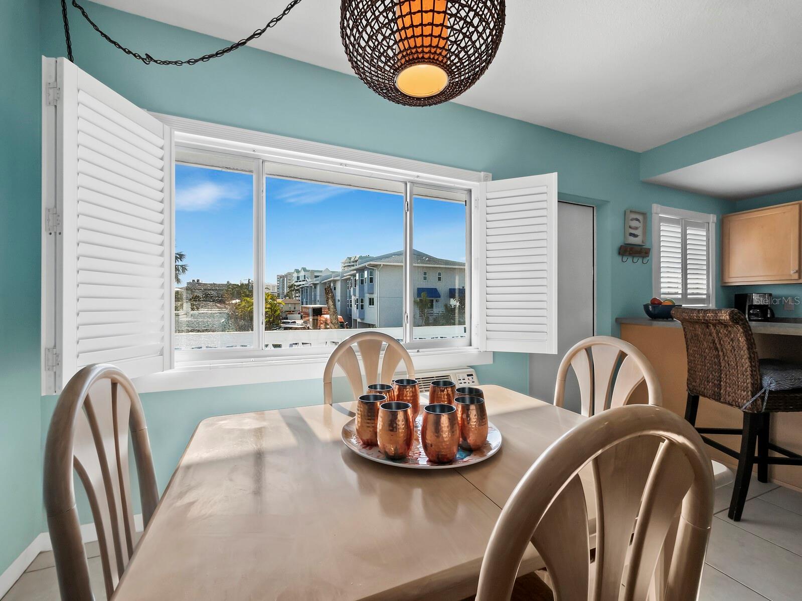 475 BENJAMIN FRANKLIN DR #215, SARASOTA, FL, 34236