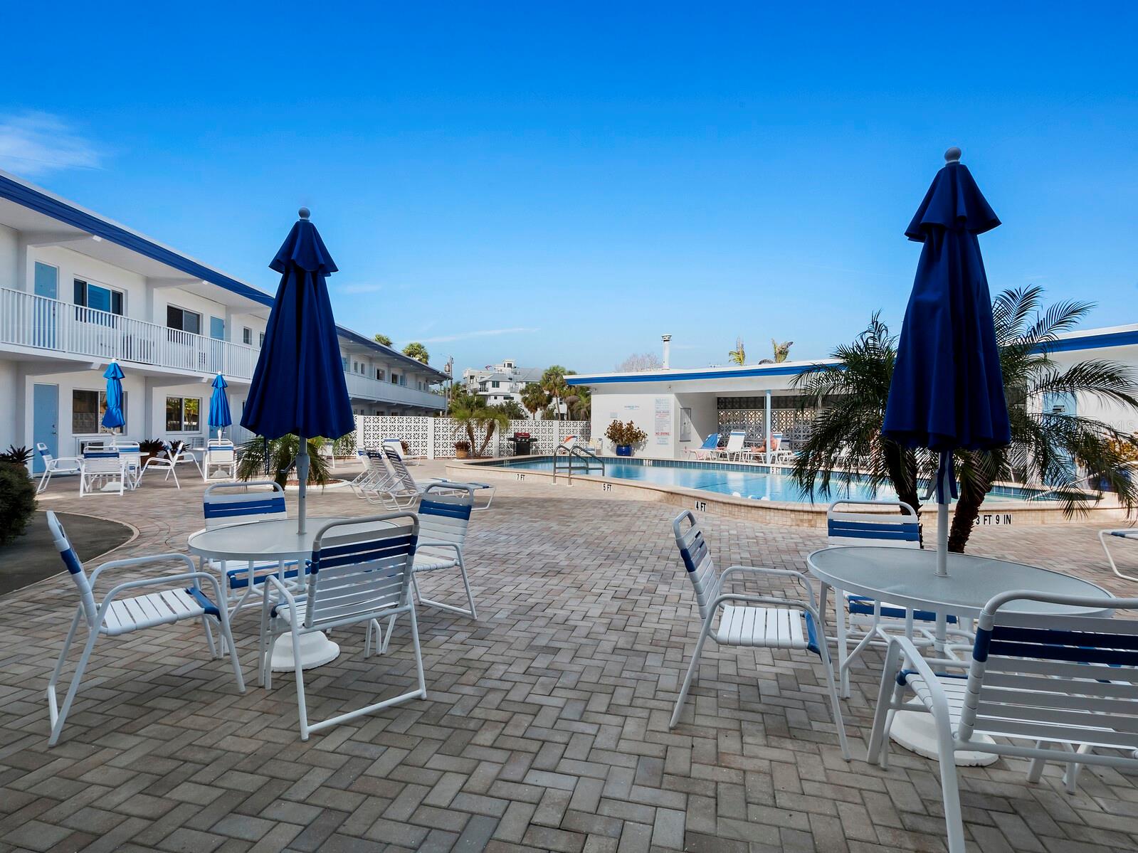 475 BENJAMIN FRANKLIN DR #215, SARASOTA, FL, 34236