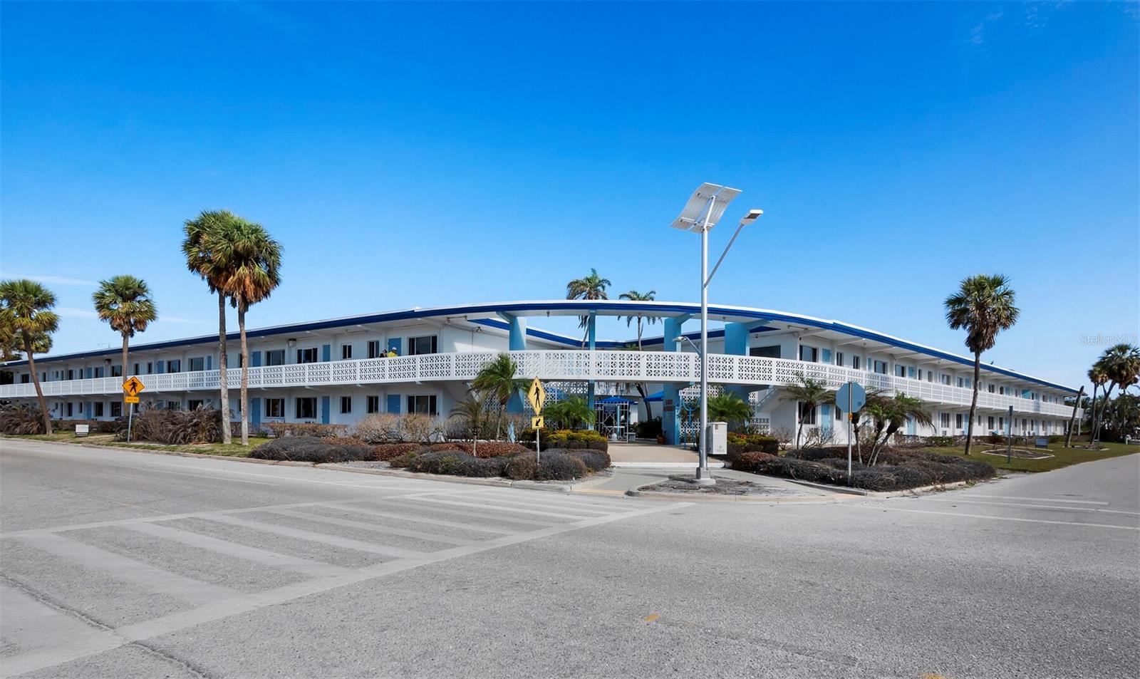 475 BENJAMIN FRANKLIN DR #215, SARASOTA, FL, 34236