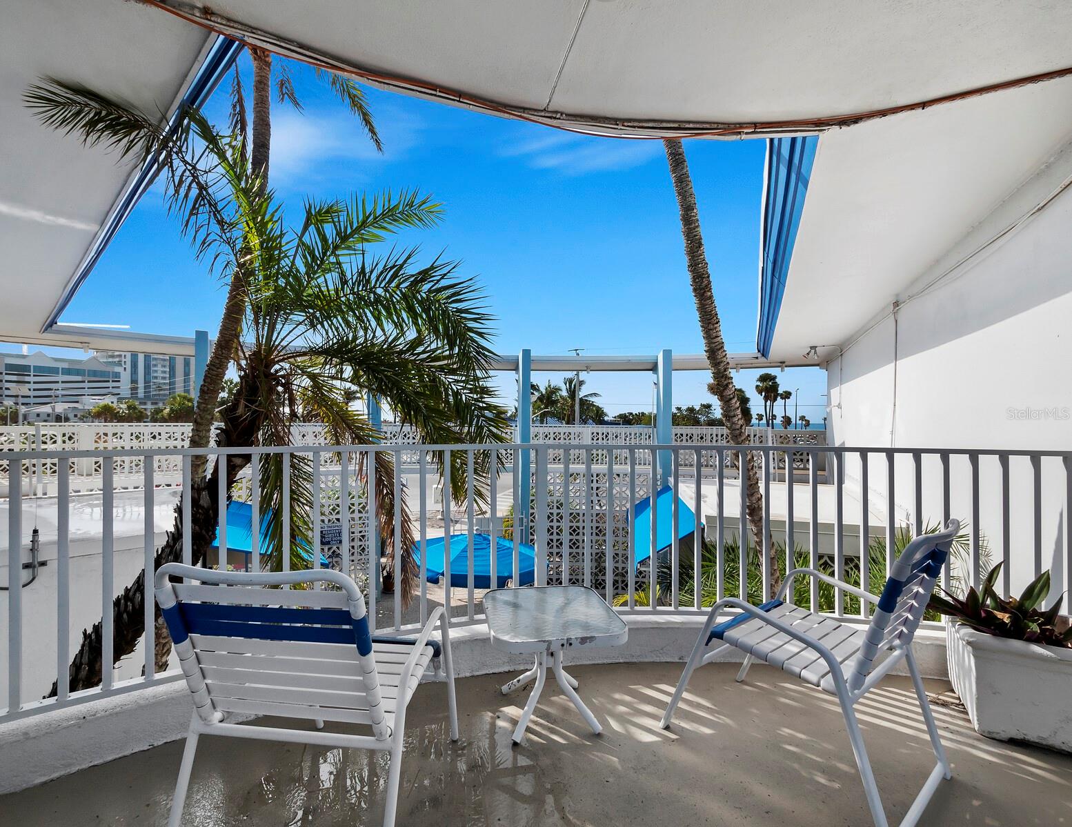 475 BENJAMIN FRANKLIN DR #215, SARASOTA, FL, 34236