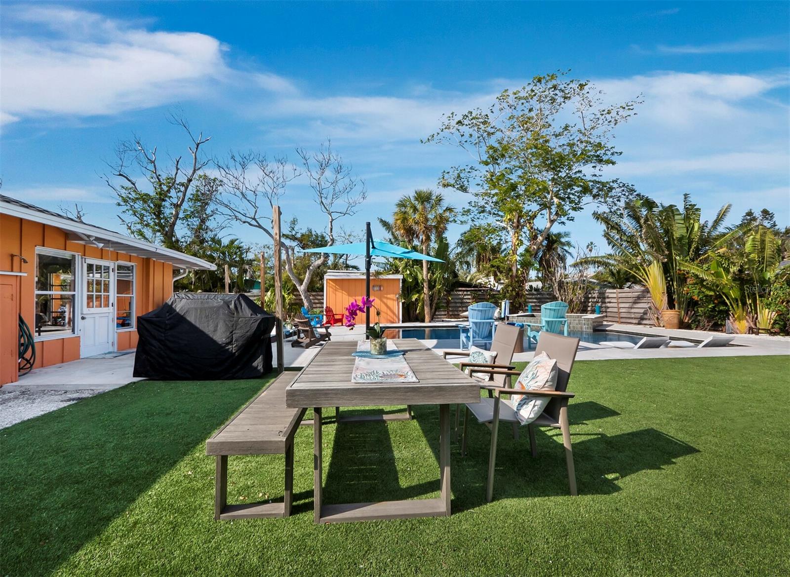 711 RUSSELL ST, LONGBOAT KEY, FL, 34228