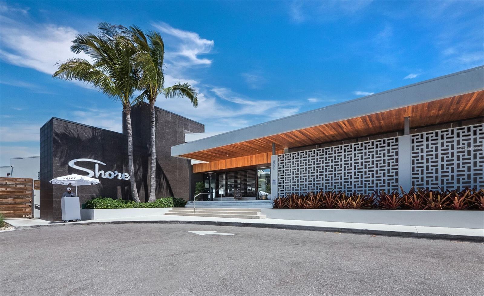 711 RUSSELL ST, LONGBOAT KEY, FL, 34228