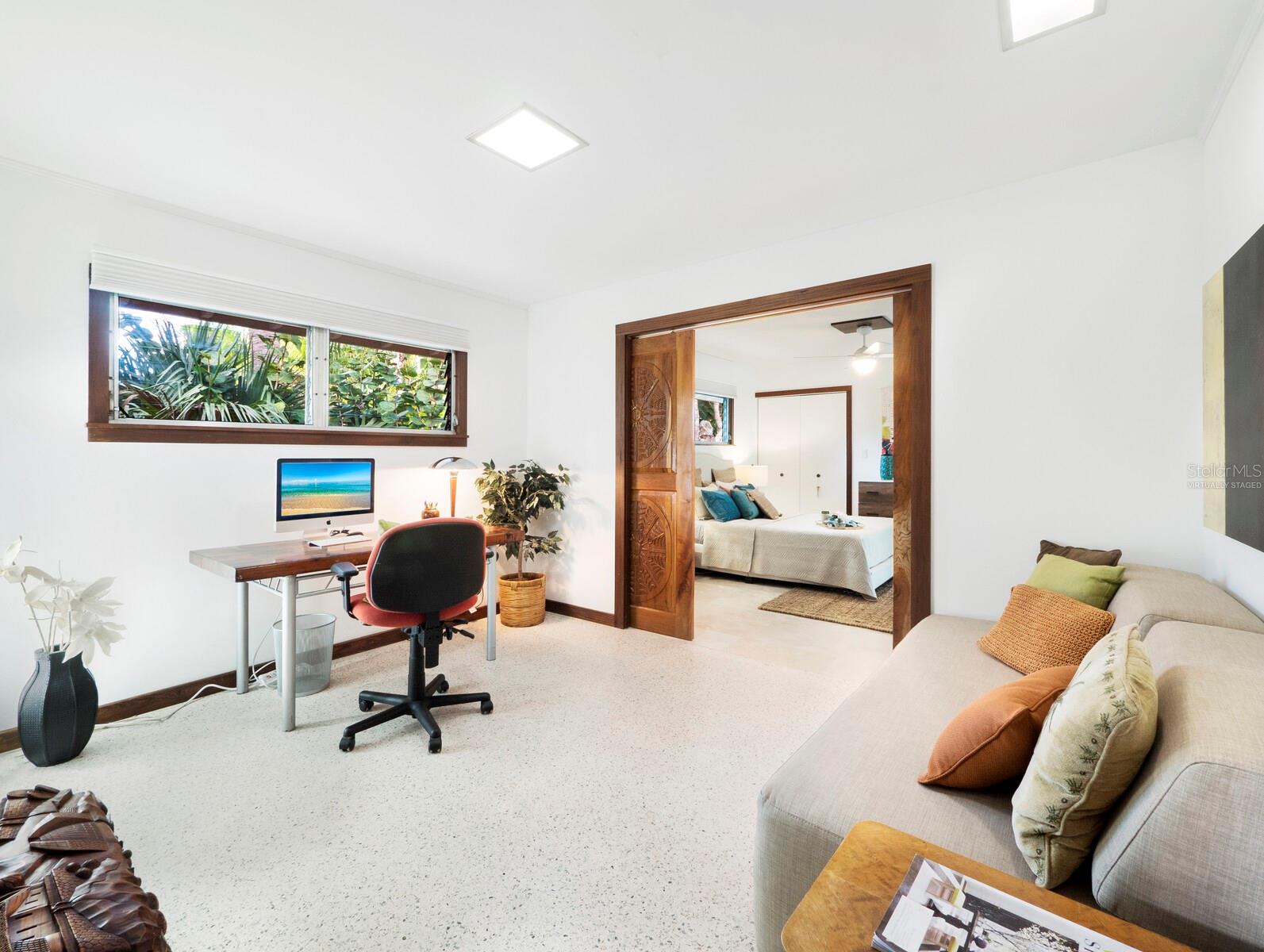 711 RUSSELL ST, LONGBOAT KEY, FL, 34228
