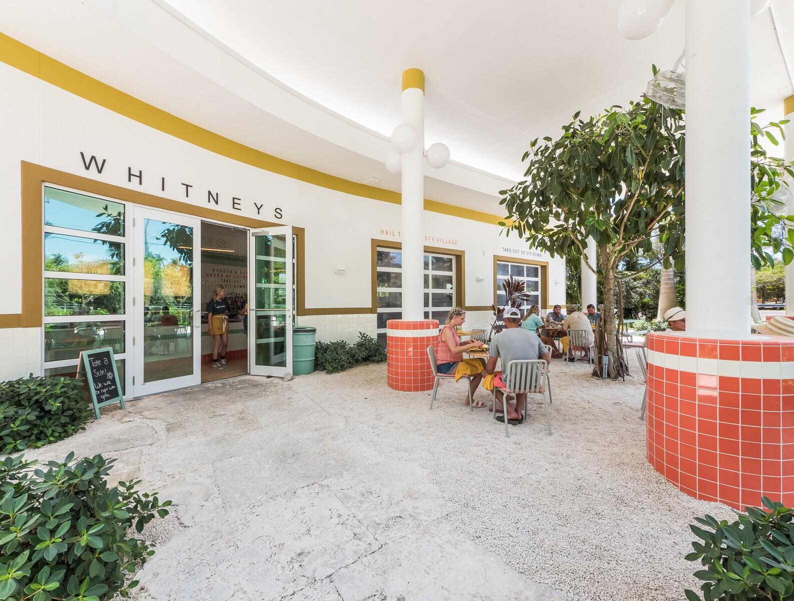 711 RUSSELL ST, LONGBOAT KEY, FL, 34228