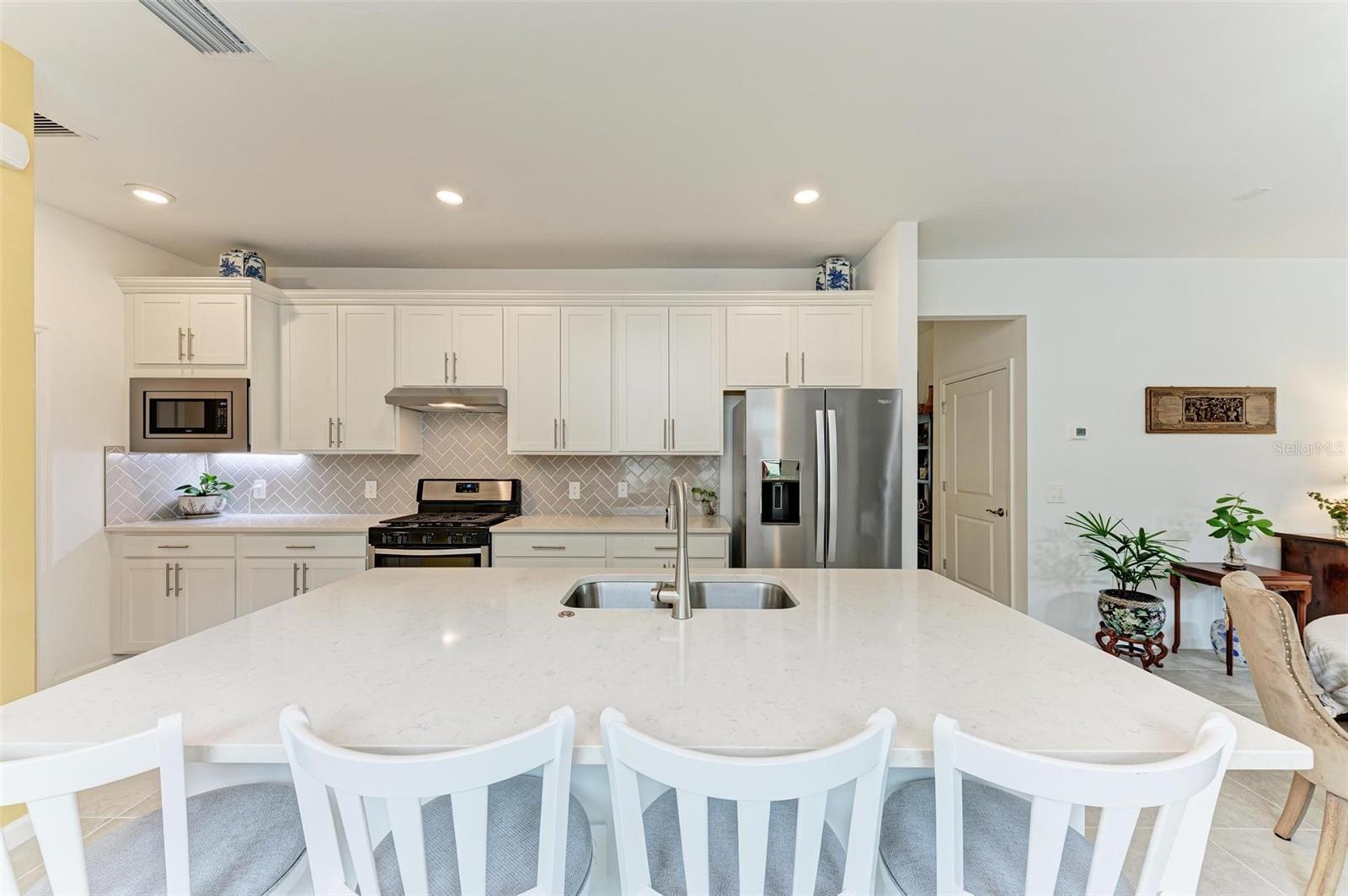 6273 WINDING PINE DR, NOKOMIS, FL, 34275