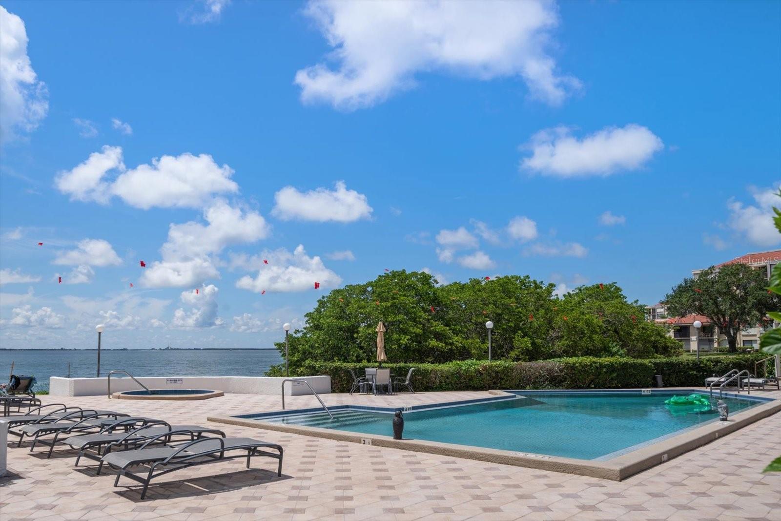 5700 ESCONDIDA BLVD S #302, ST PETERSBURG, FL, 33715