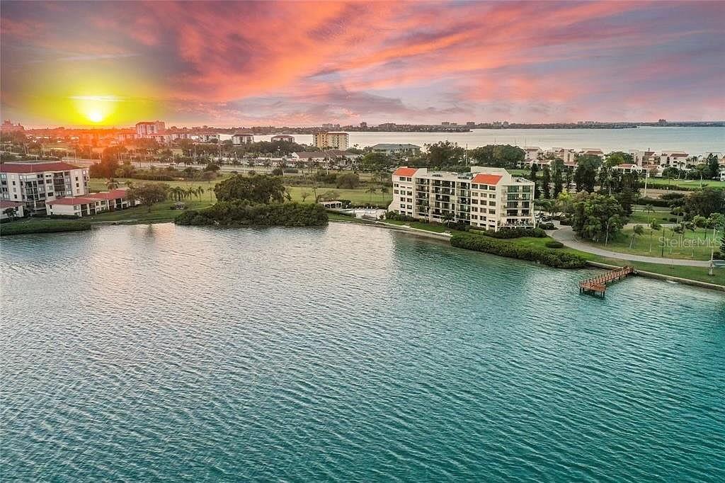 5700 ESCONDIDA BLVD S #302, ST PETERSBURG, FL, 33715