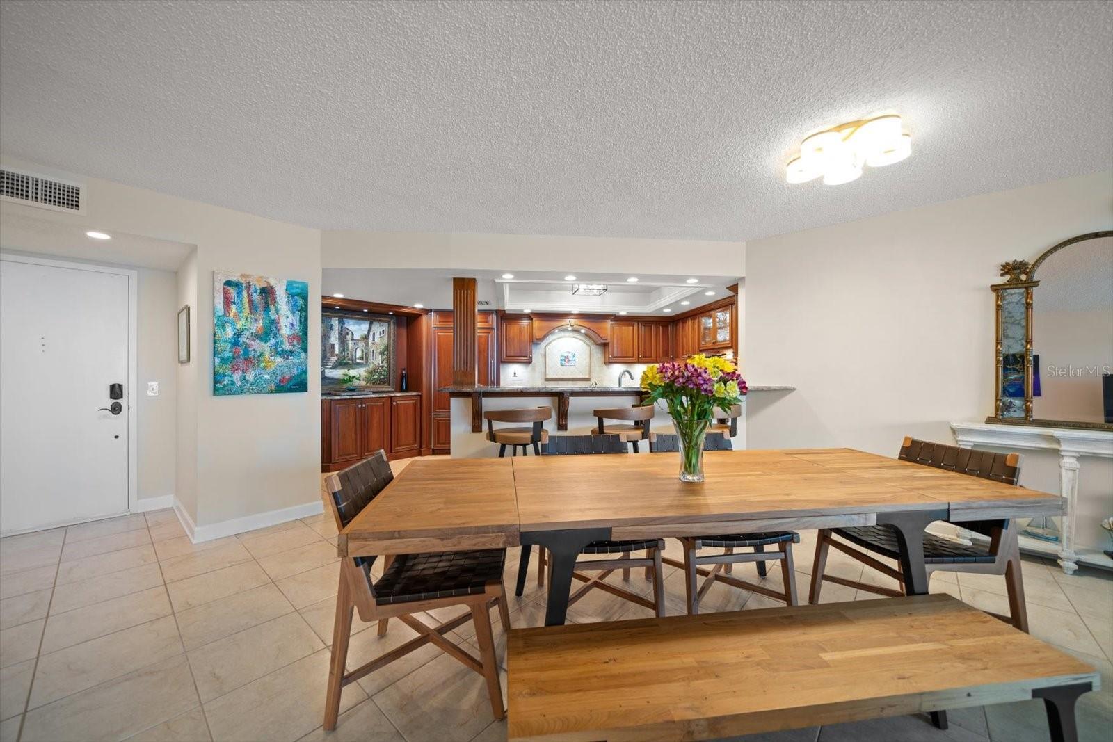 5700 ESCONDIDA BLVD S #302, ST PETERSBURG, FL, 33715