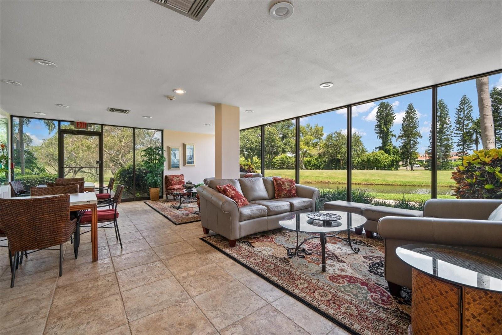 5700 ESCONDIDA BLVD S #302, ST PETERSBURG, FL, 33715