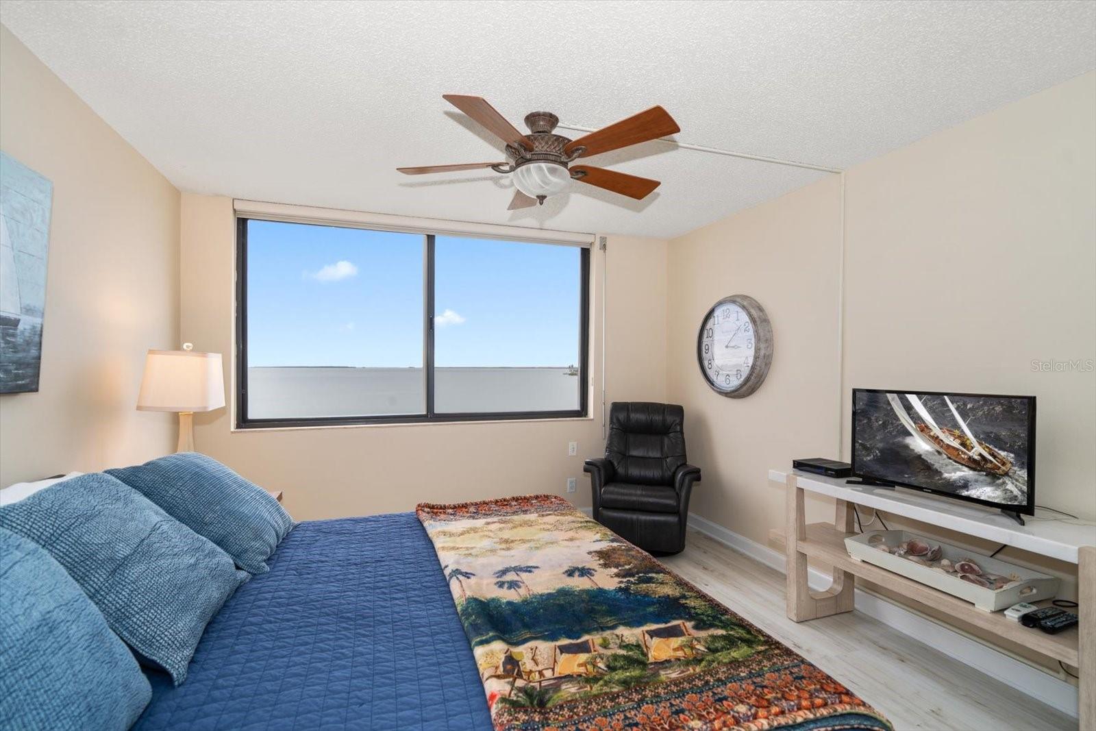 5700 ESCONDIDA BLVD S #302, ST PETERSBURG, FL, 33715