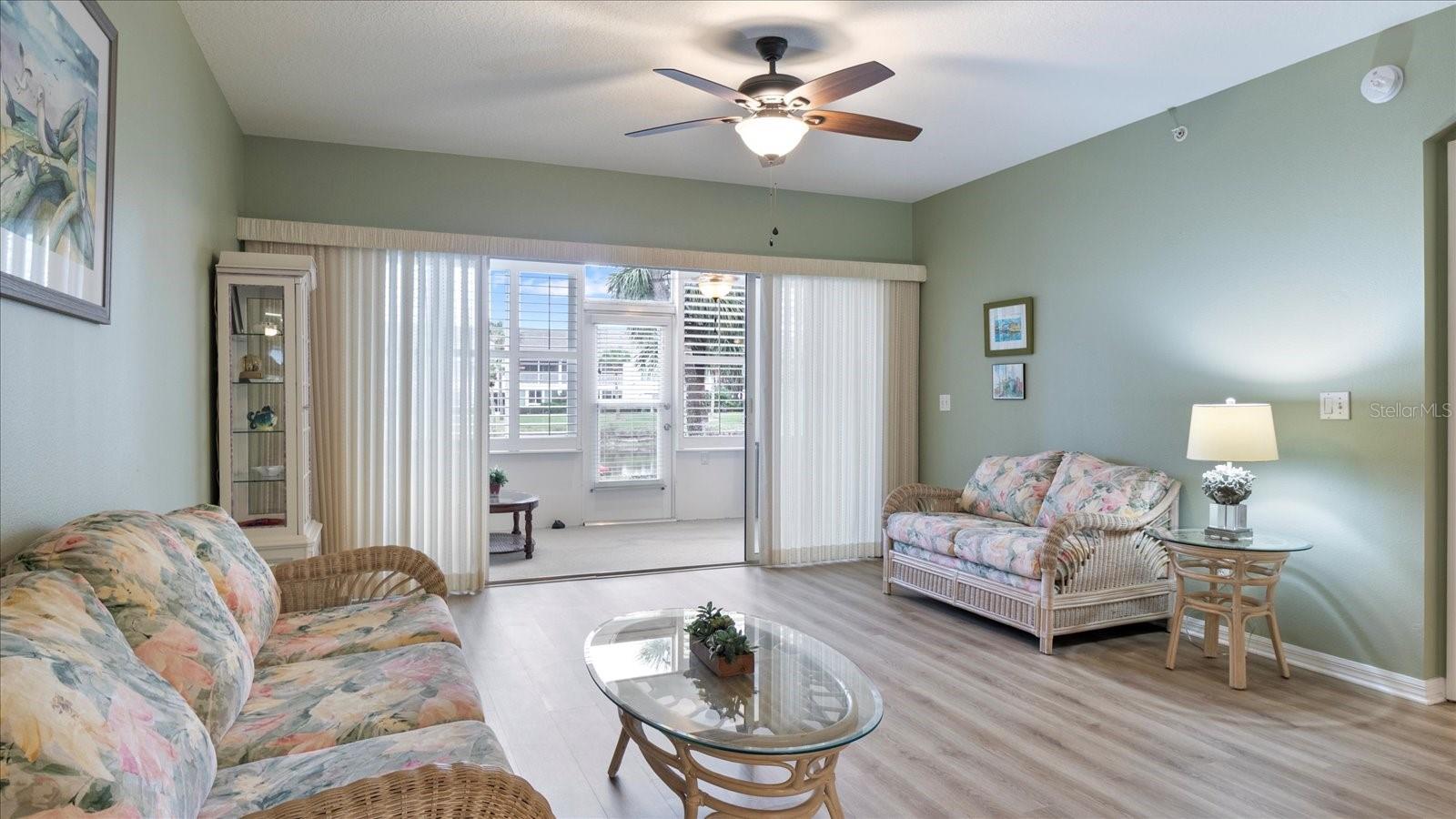 400 LAUREL LAKE DR #105, VENICE, FL, 34292