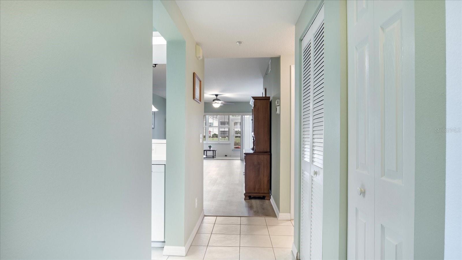 400 LAUREL LAKE DR #105, VENICE, FL, 34292