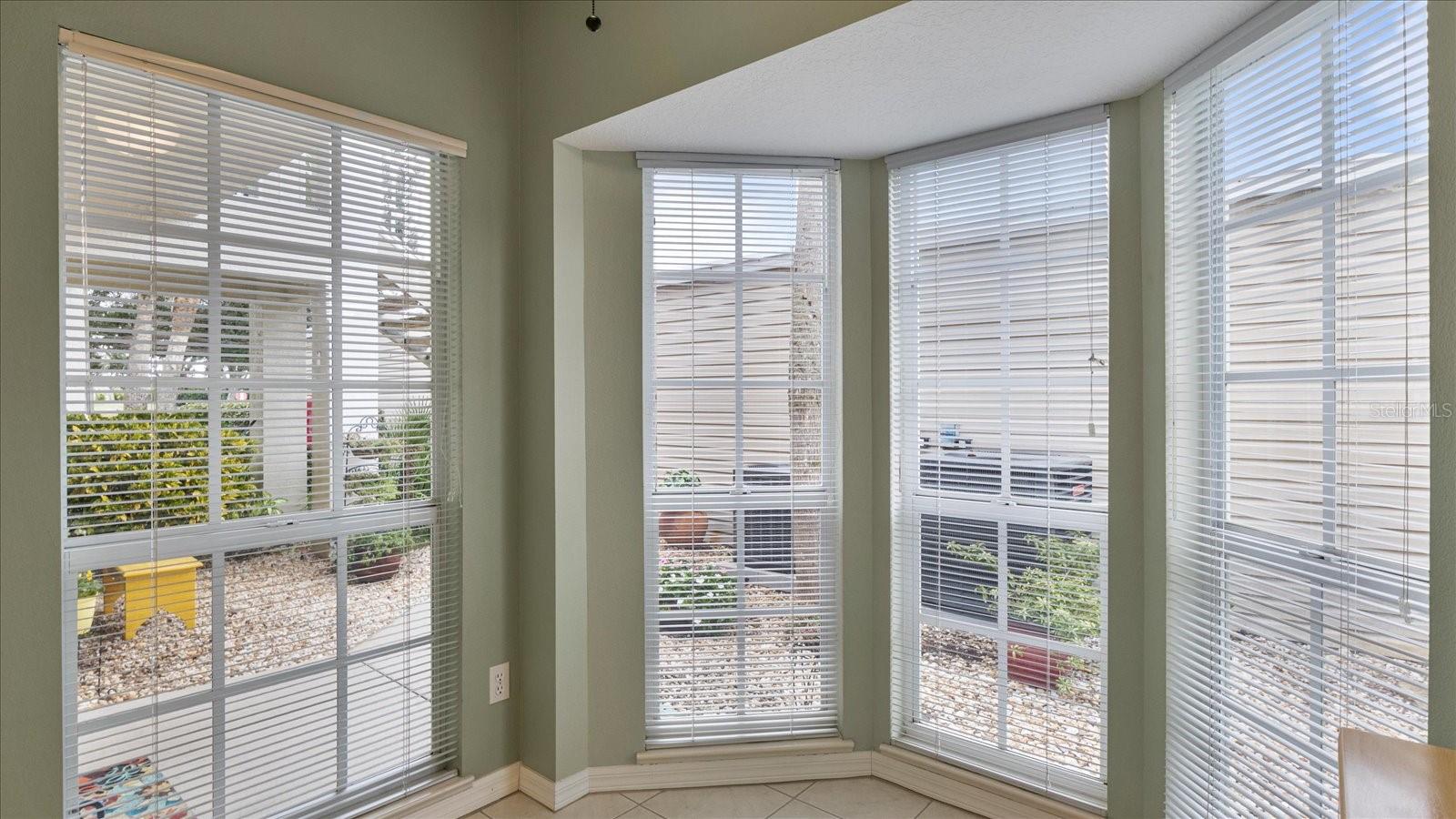 400 LAUREL LAKE DR #105, VENICE, FL, 34292