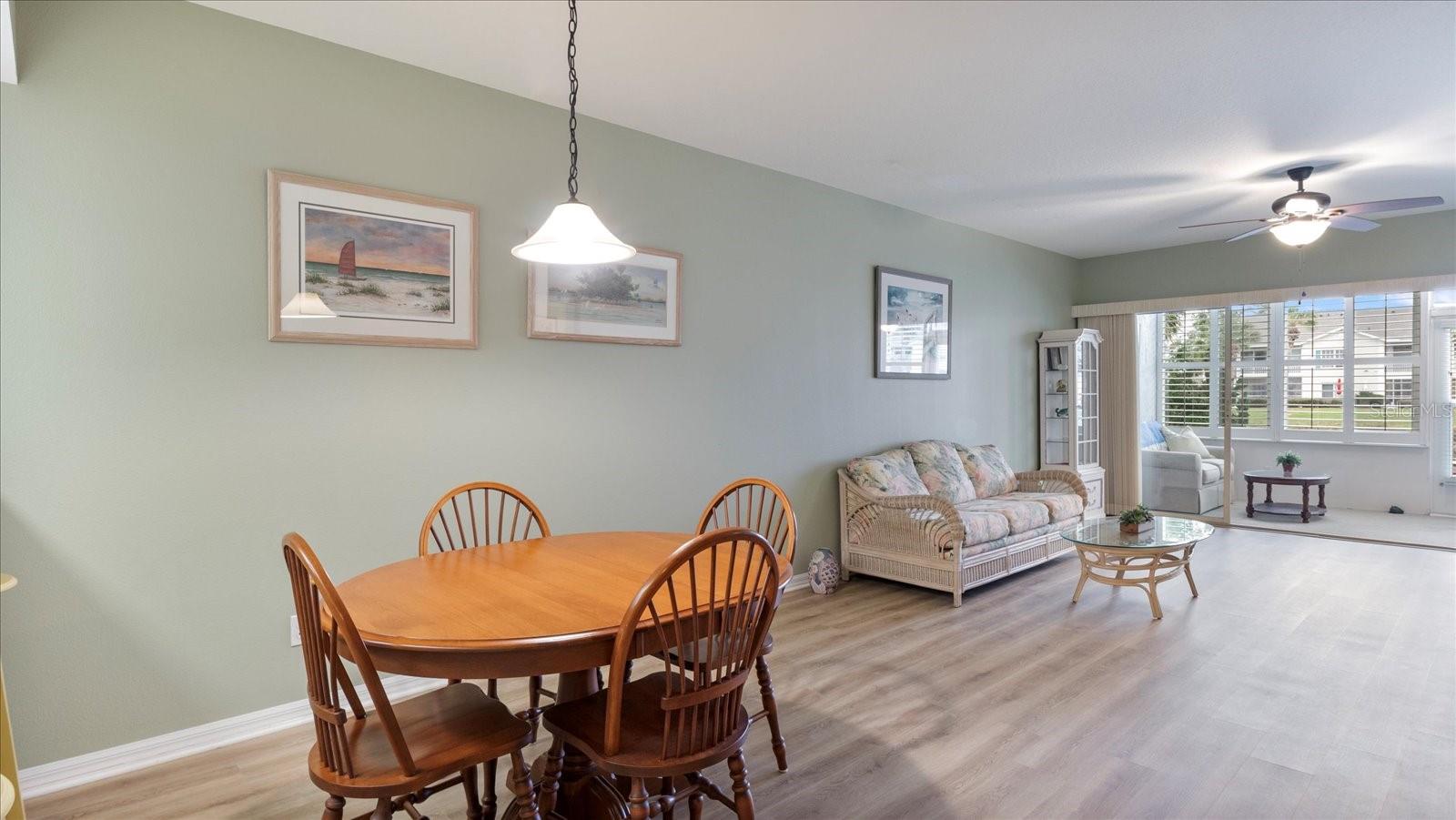 400 LAUREL LAKE DR #105, VENICE, FL, 34292