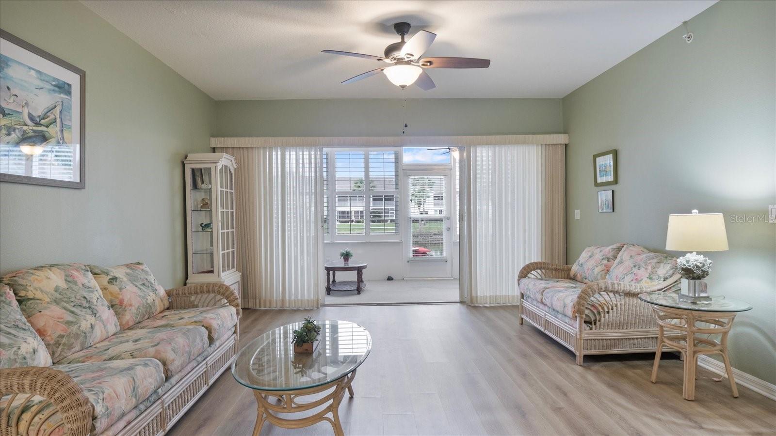 400 LAUREL LAKE DR #105, VENICE, FL, 34292