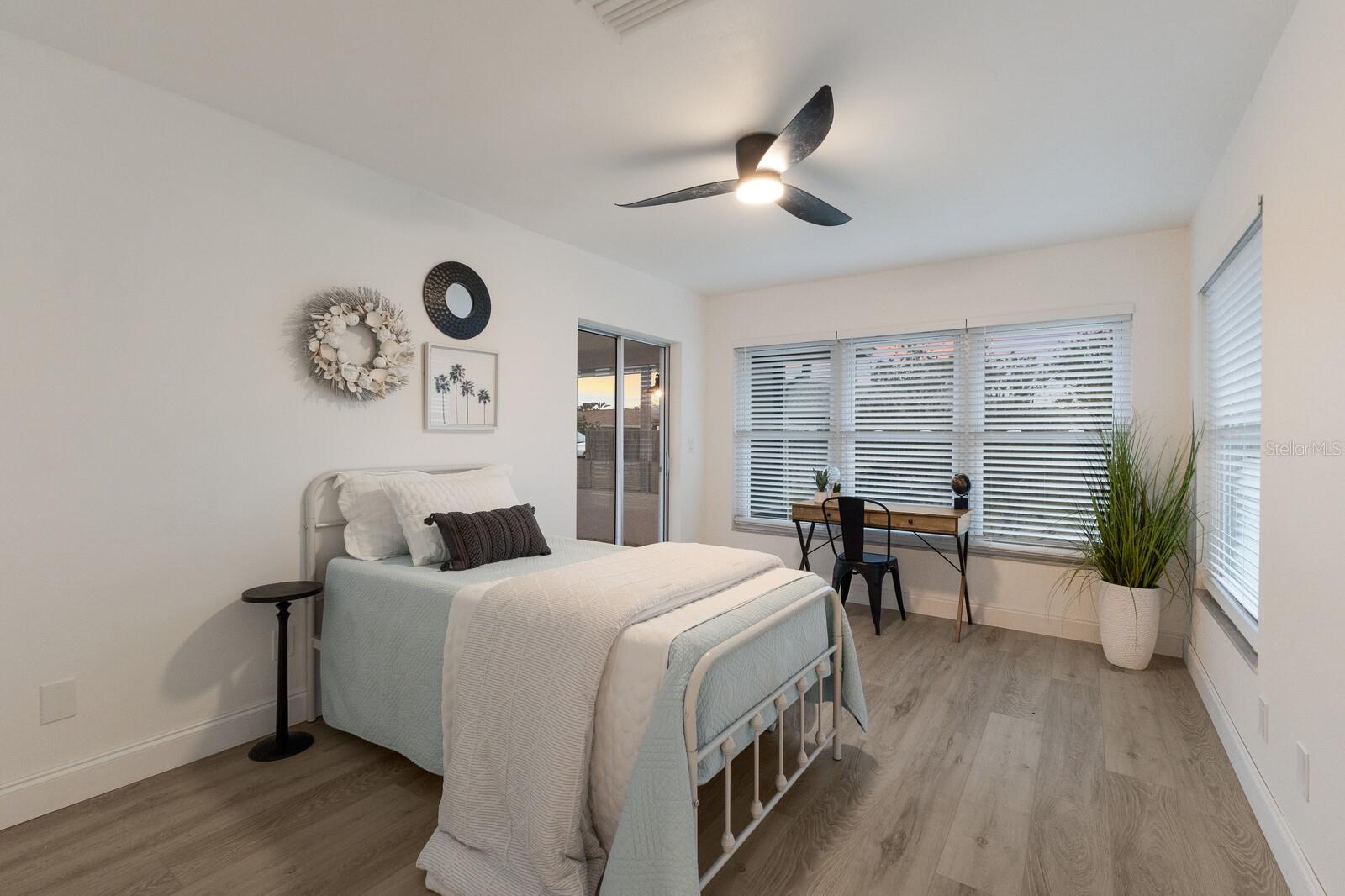 6902 22ND AVE W, BRADENTON, FL, 34209