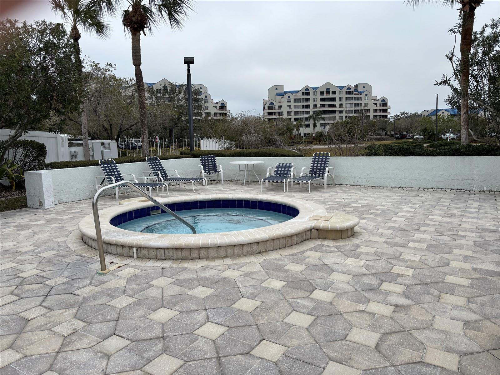 2333 FEATHER SOUND DR #B301, CLEARWATER, FL, 33762