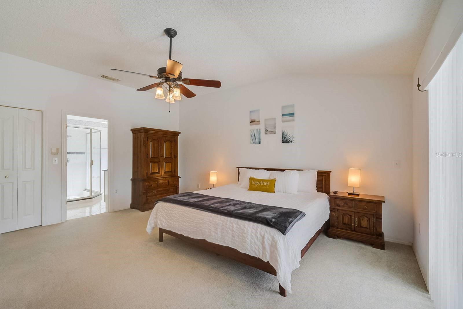 6607 39TH AVENUE CIR W, BRADENTON, FL, 34209