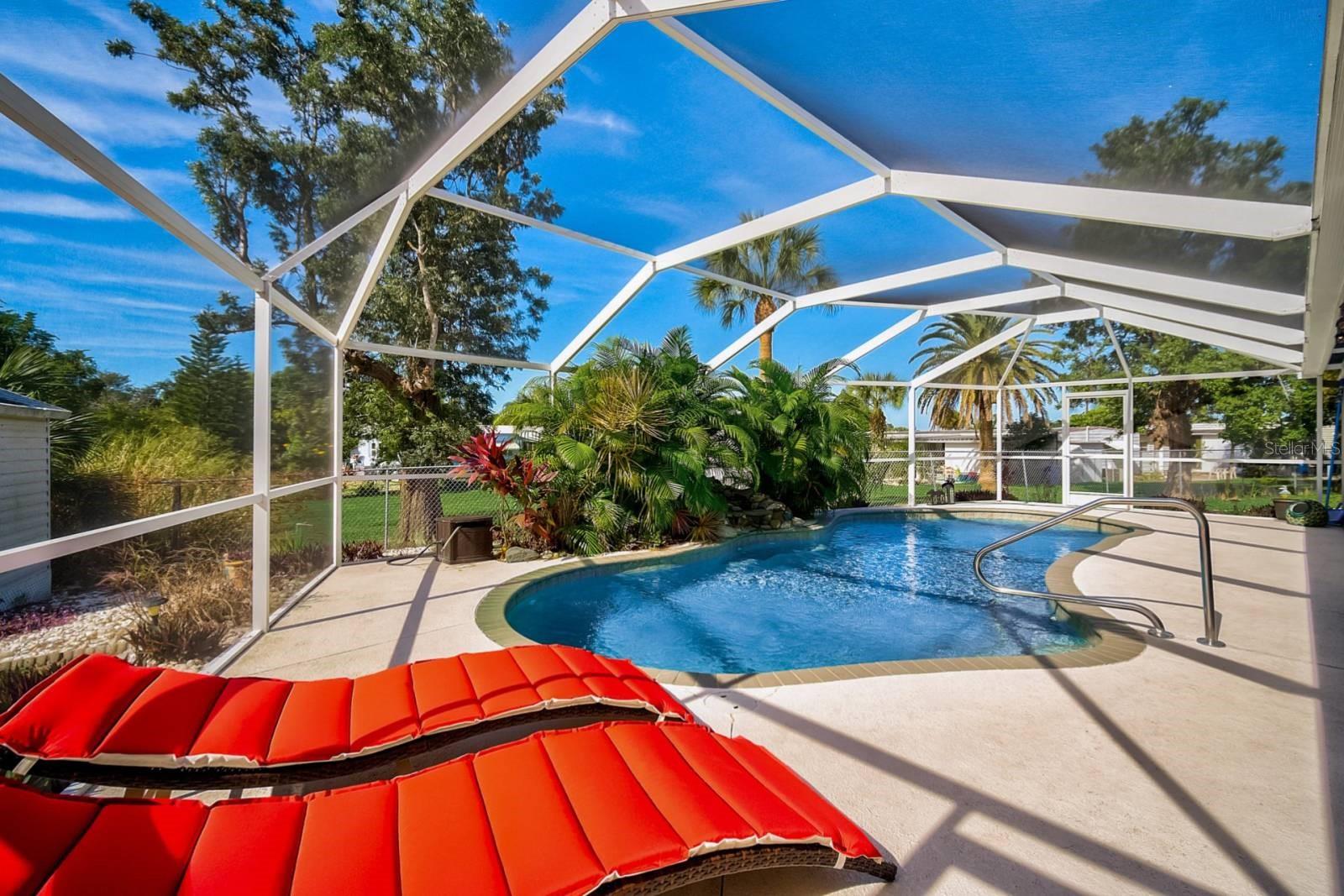 6607 39TH AVENUE CIR W, BRADENTON, FL, 34209