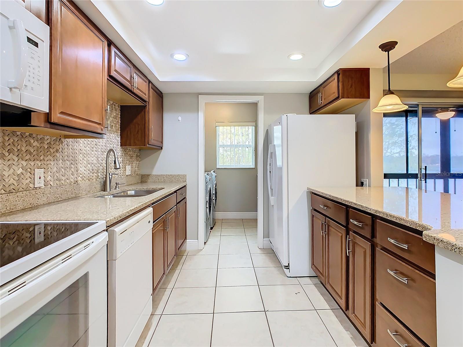 1130 N LAKE PARKER AVE #A306, LAKELAND, FL, 33805