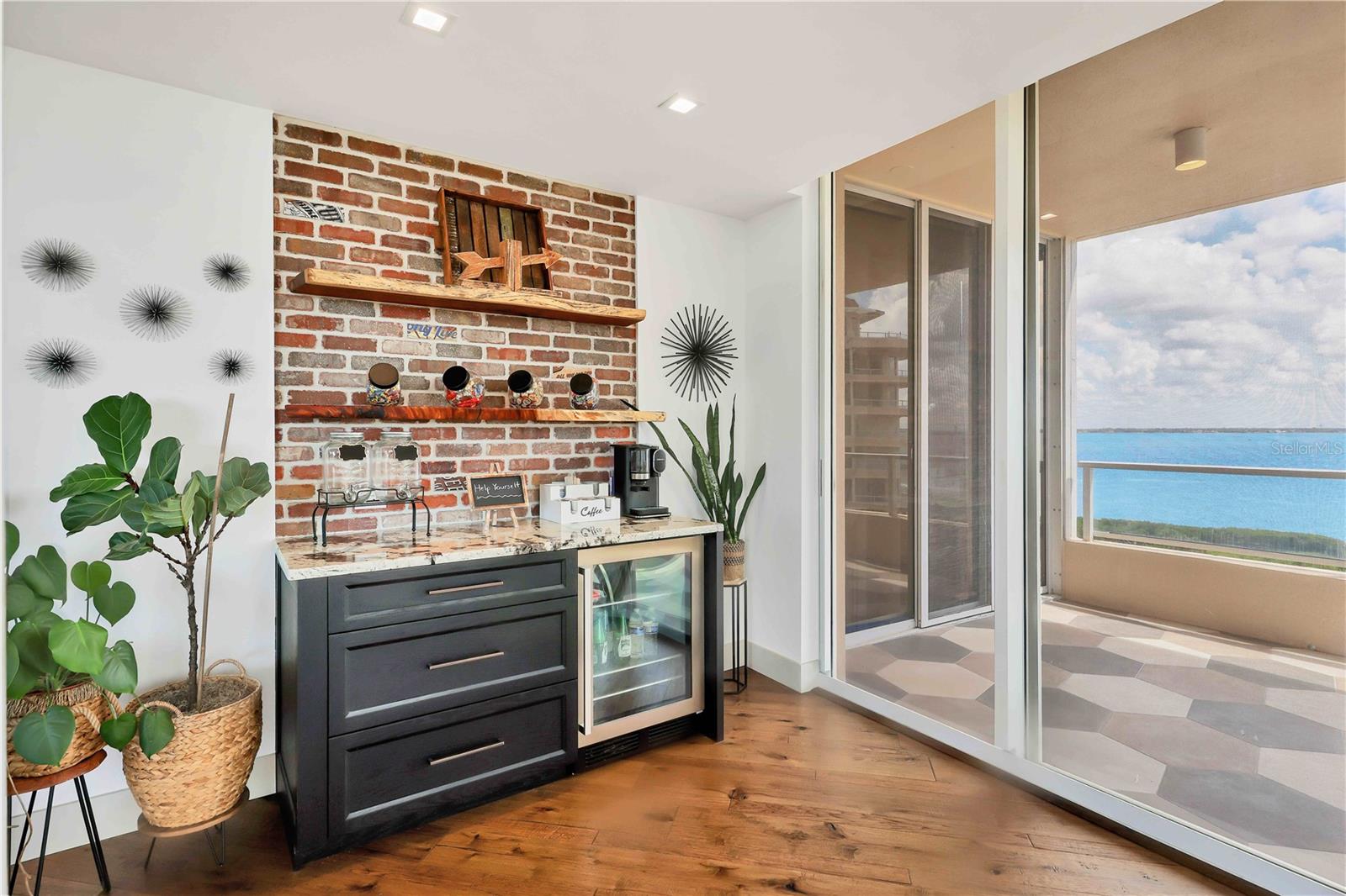3060 GRAND BAY BLVD #175, LONGBOAT KEY, FL, 34228