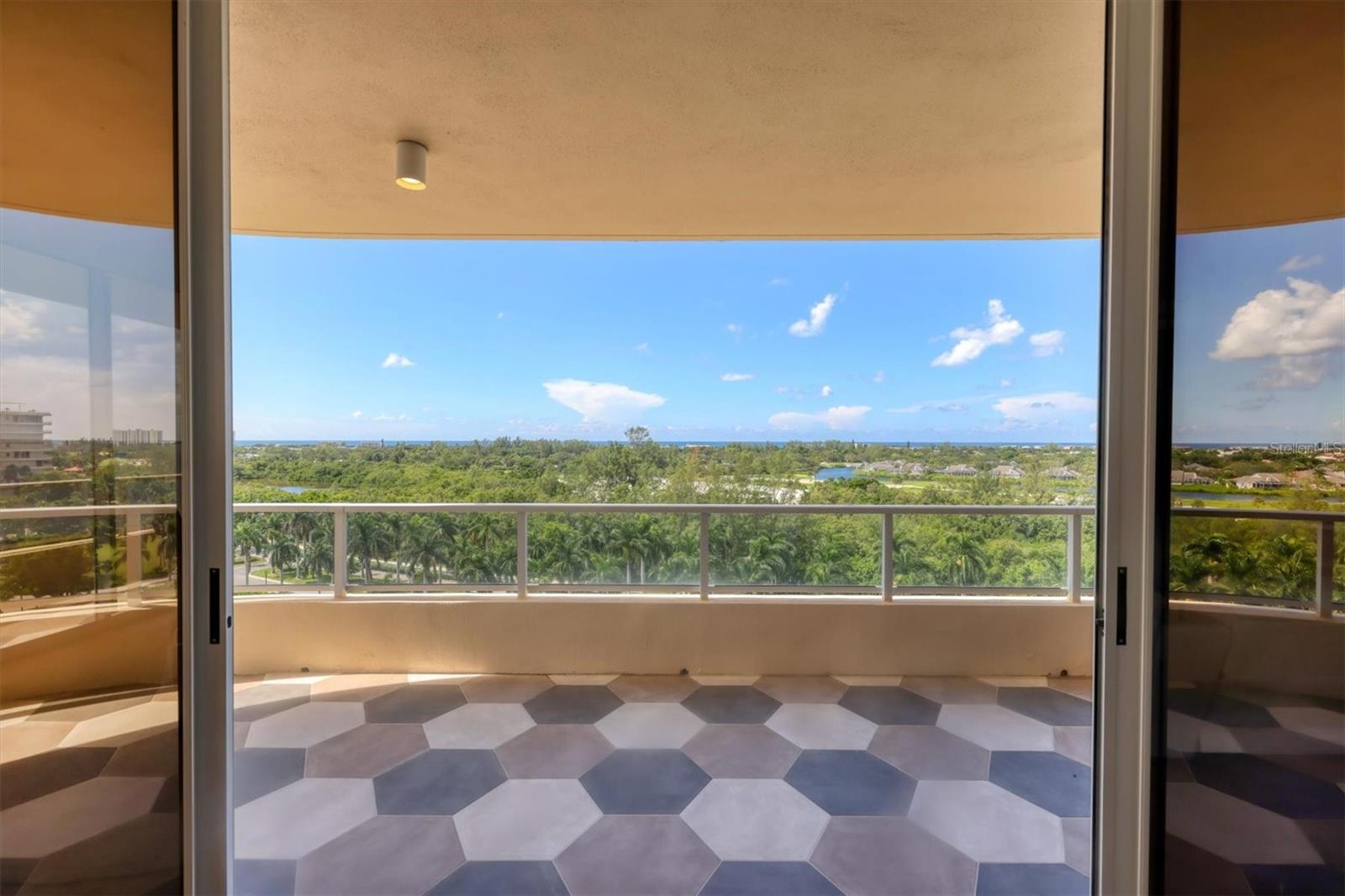 3060 GRAND BAY BLVD #175, LONGBOAT KEY, FL, 34228