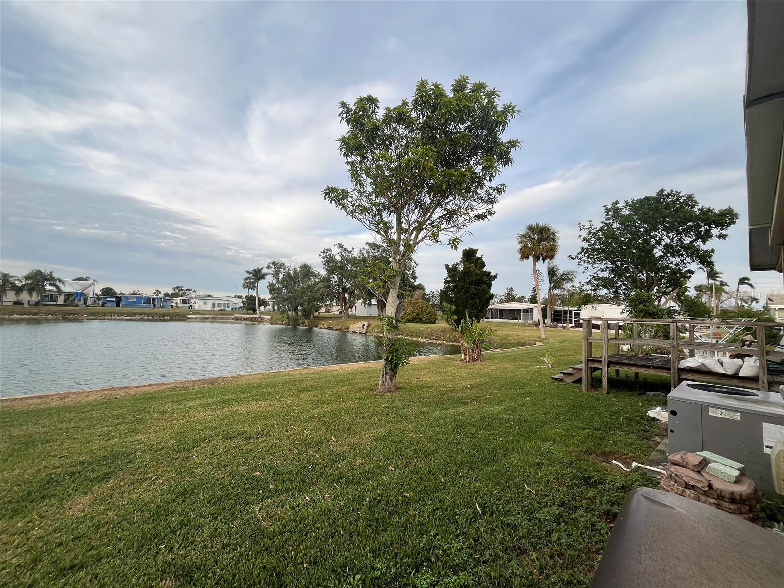 211 52ND AVE E, BRADENTON, FL, 34203