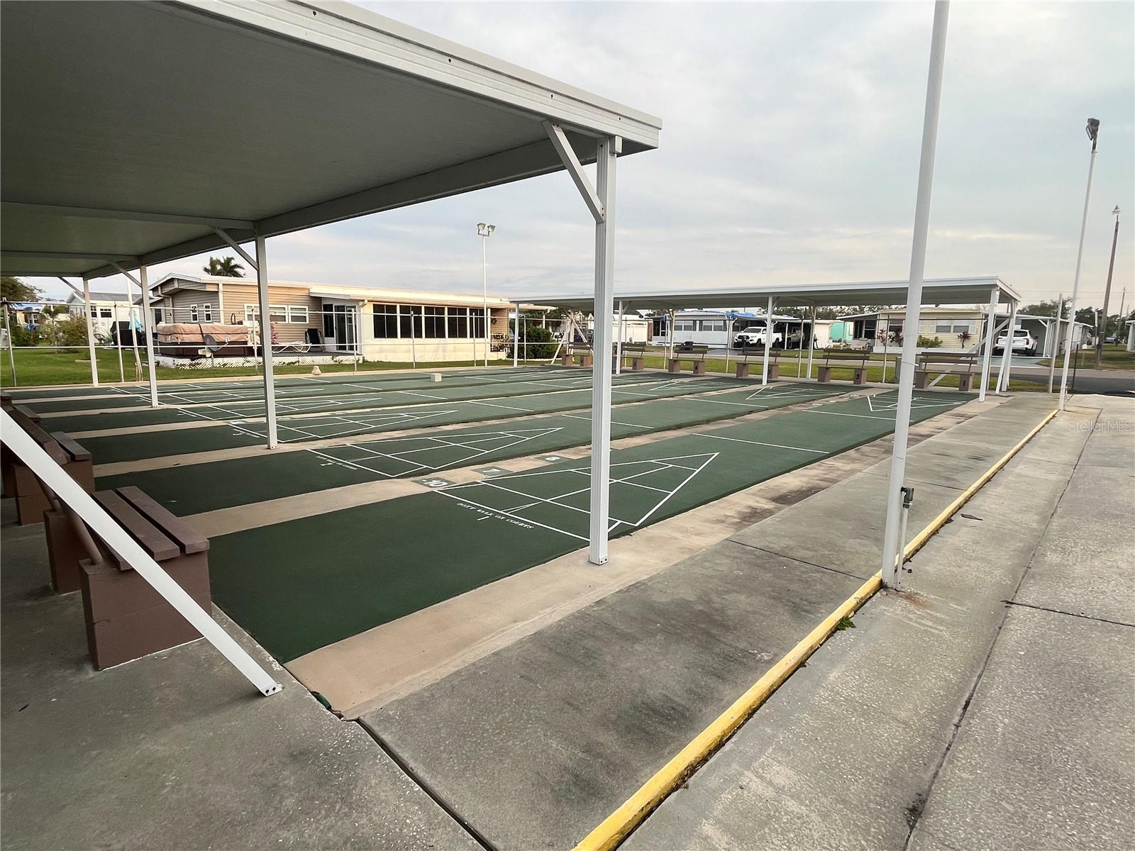 211 52ND AVE E, BRADENTON, FL, 34203