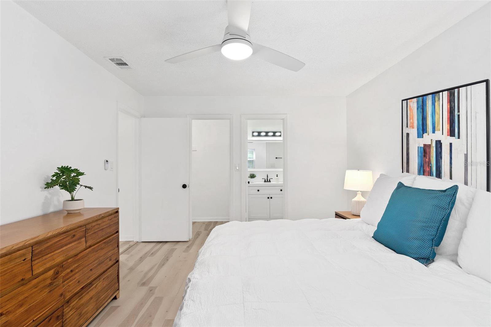 528 BROADWAY AVE, ORLANDO, FL, 32803