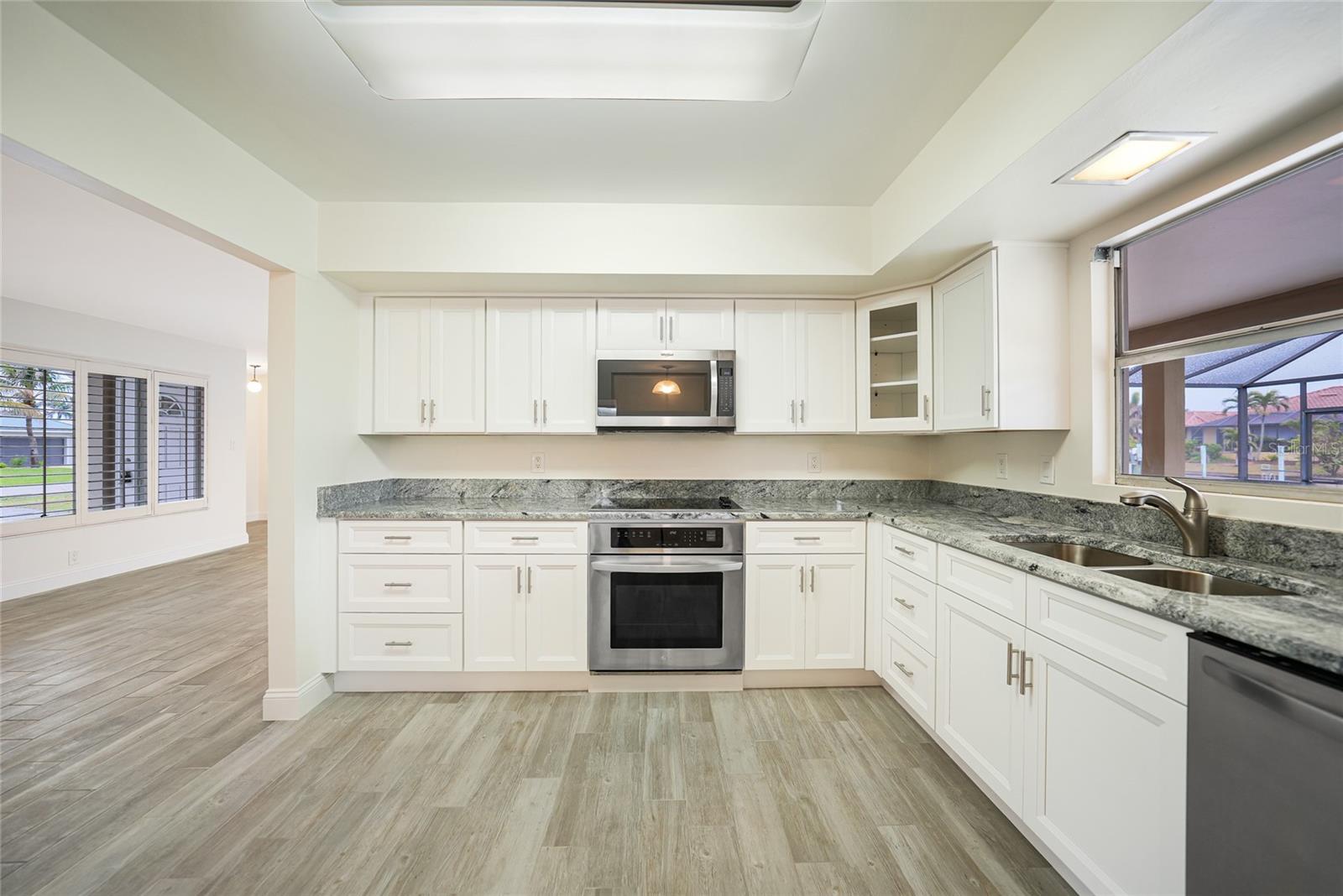 66 OCEAN DR, PUNTA GORDA, FL, 33950