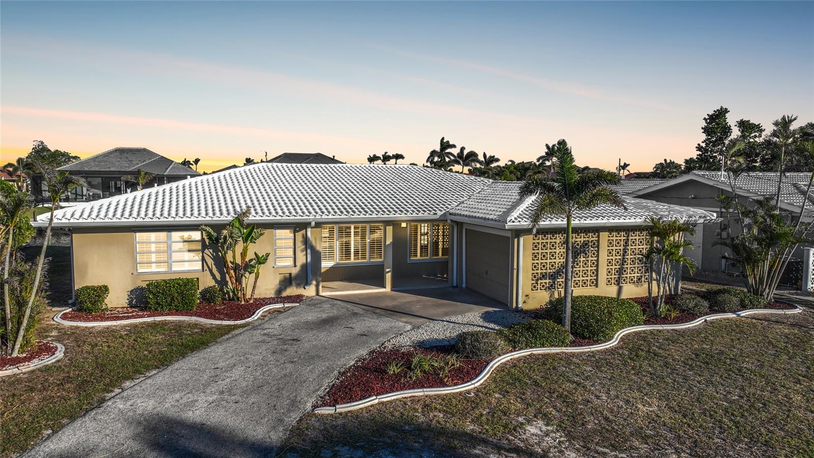 66 OCEAN DR, PUNTA GORDA, FL, 33950