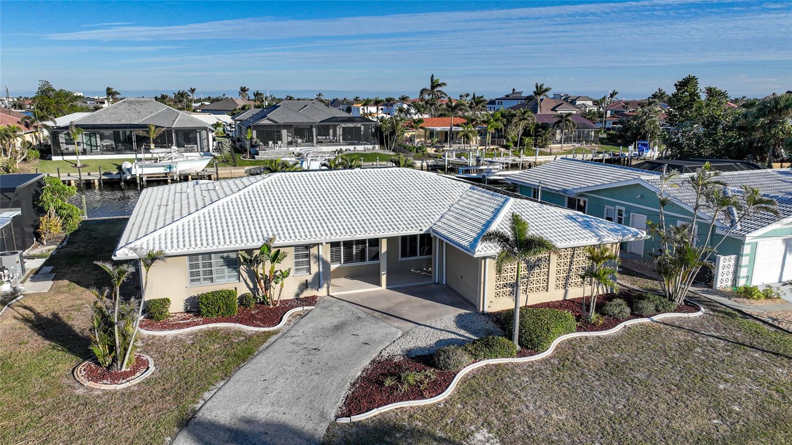 66 OCEAN DR, PUNTA GORDA, FL, 33950