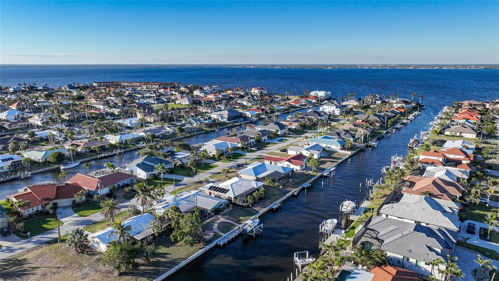 66 OCEAN DR, PUNTA GORDA, FL, 33950